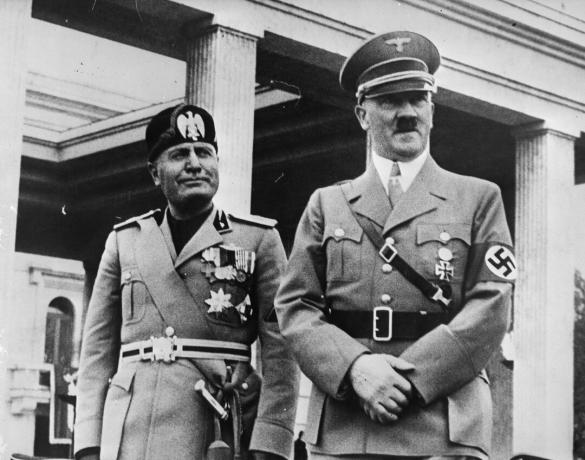 Benito Mussolini och Adolf Hitler i München, Tyskland september 1937.