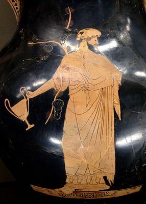 Dionysus håller en kopp. Rödfigur Amphora, av Berlinmålaren, c. 490-480 B.C.