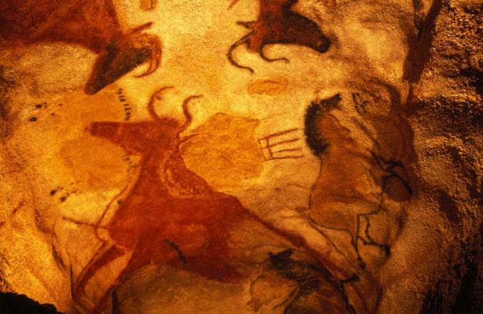 Målning av Aurochs och hästar på Lascaux Cave, Frankrike
