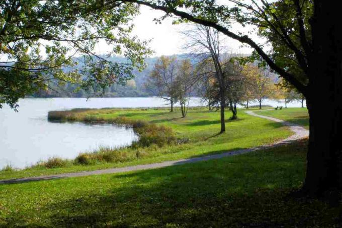 Lackawanna Lake, 6 km från Keystone College Campus