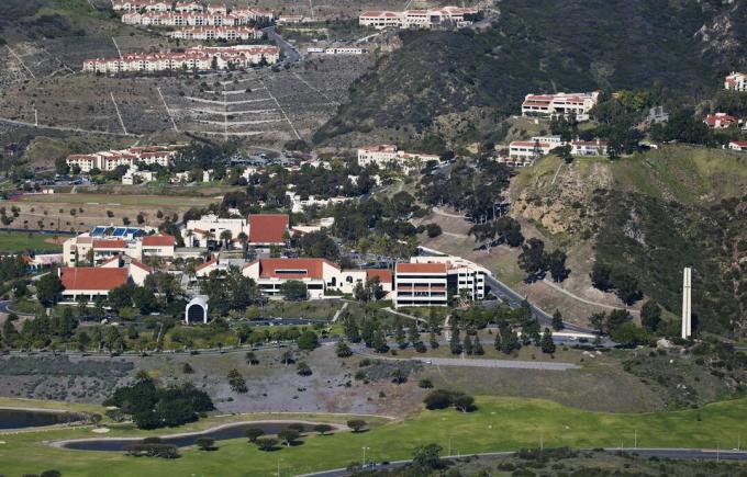 Flygfoto över Pepperdine University campus, Malibu, Kalifornien