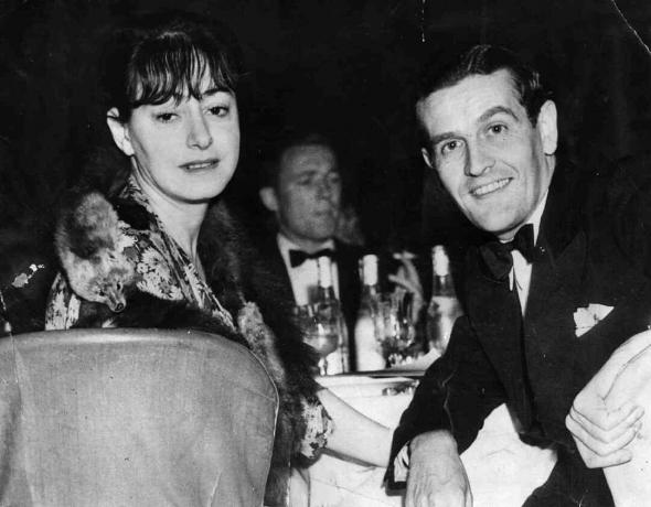 Dorothy Parker och Alan Campbell på en restaurang