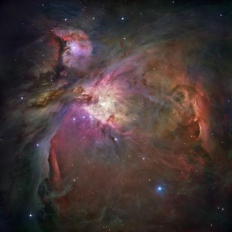 Orion_Nebula _-_ Hubble_2006_mosaic_18000.jpg